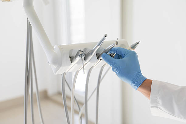 24/7 Emergency Dental Implants experts in Fountain Valley, CA